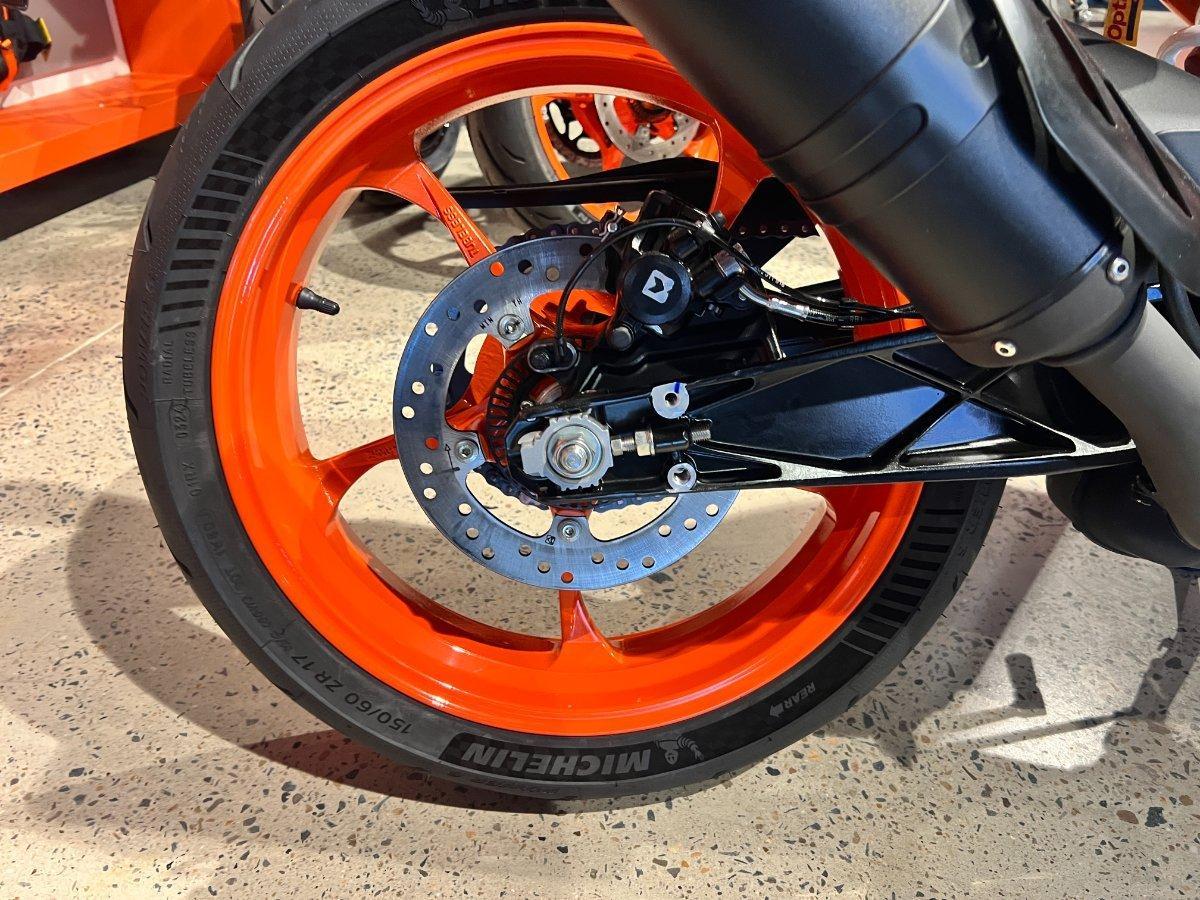 2024 KTM RC 390 SPORTS