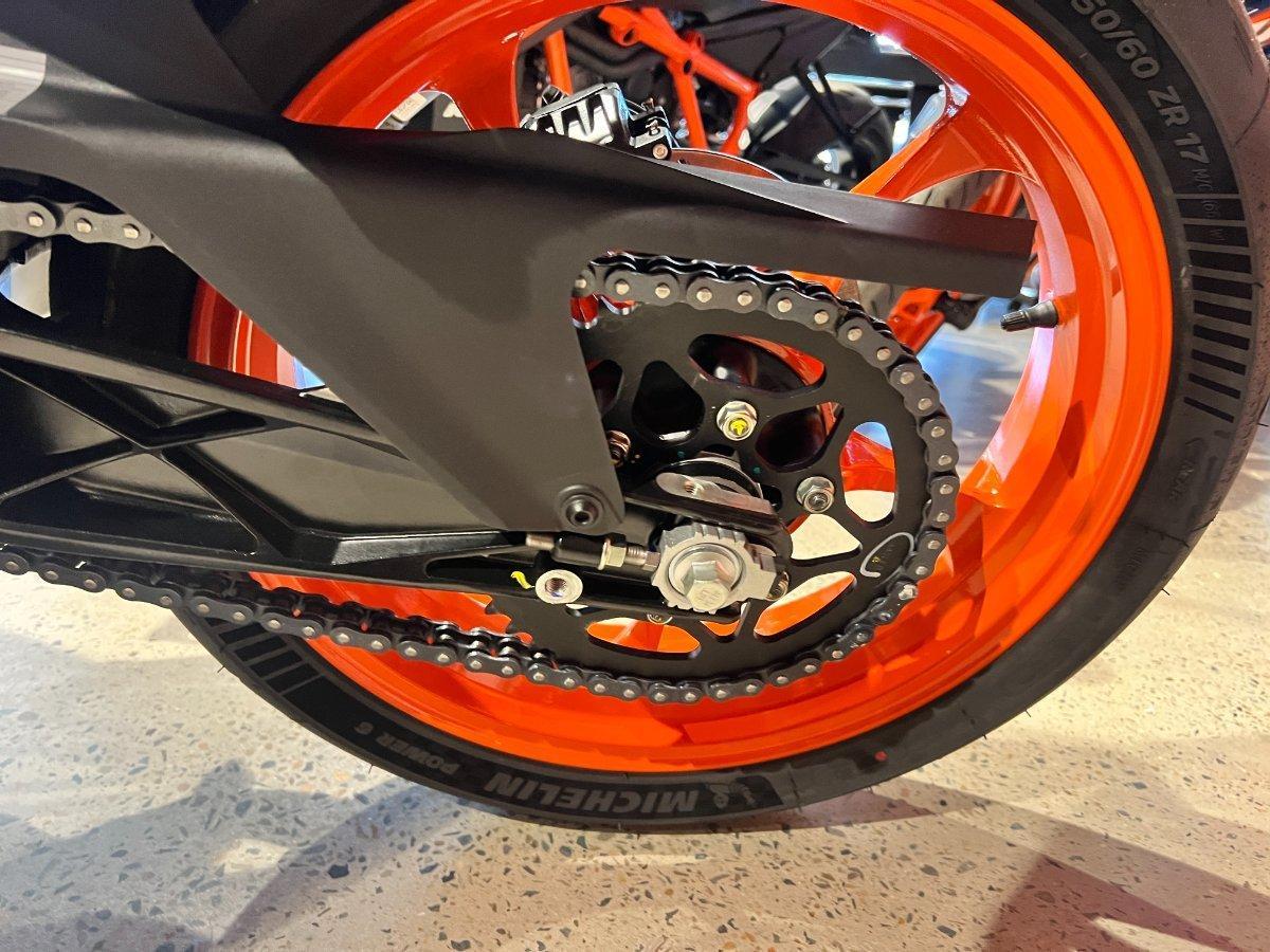 2024 KTM RC 390 SPORTS