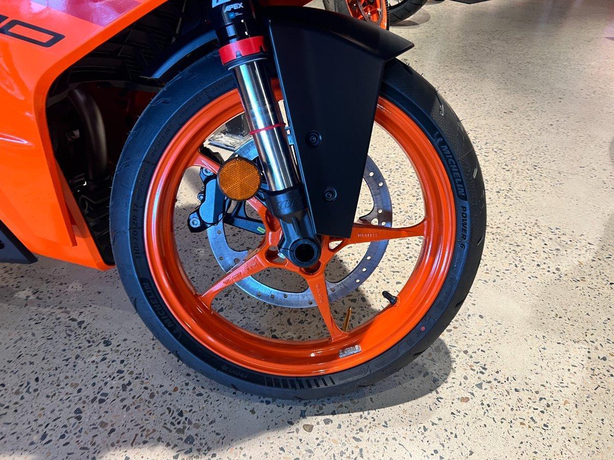 2024 KTM RC 390 SPORTS
