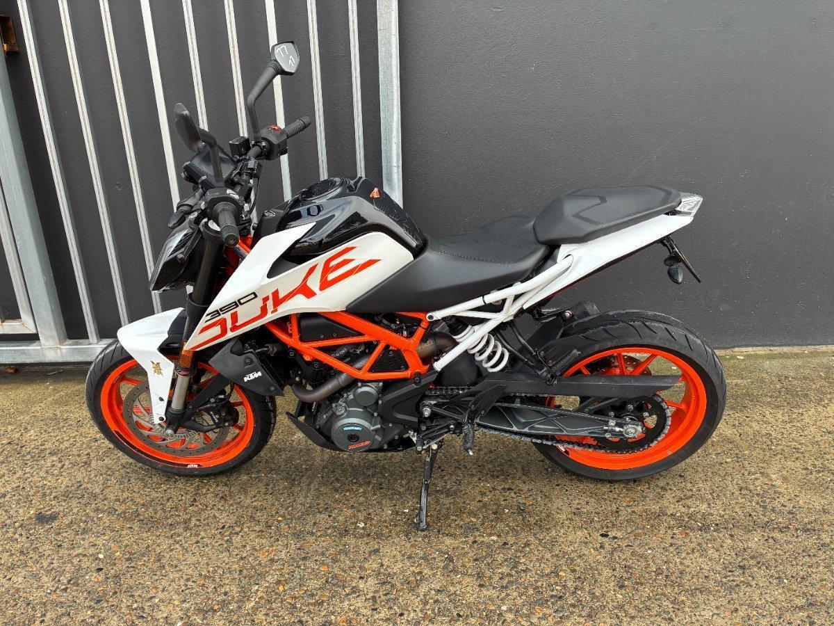 2017 KTM 390 DUKE ROAD