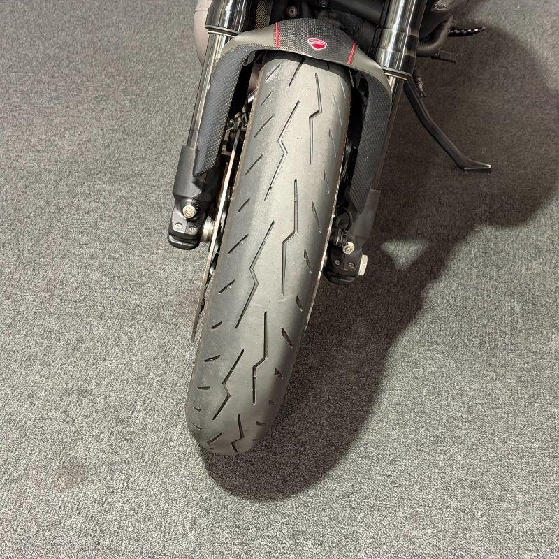2016 DUCATI DIAVEL CARBON CRUISER