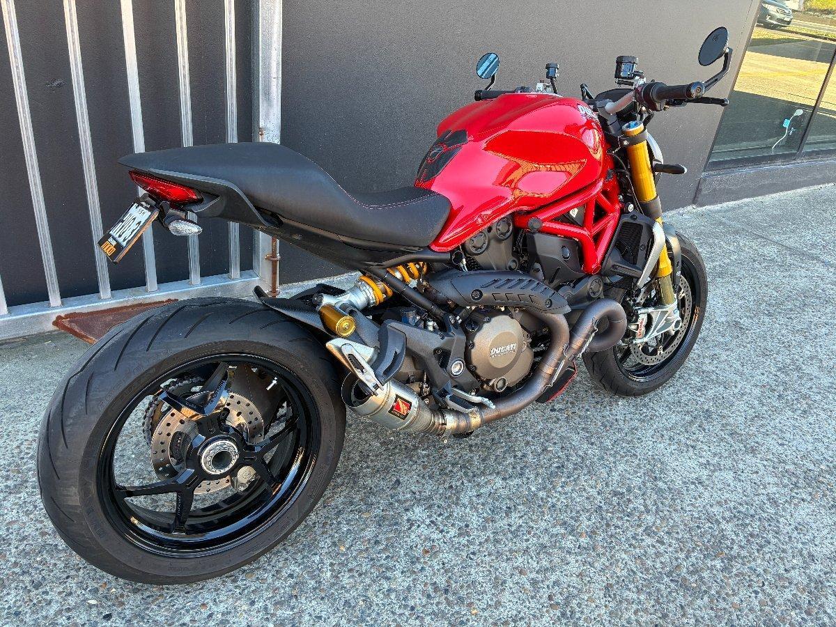 2014 DUCATI MONSTER 1200S ROAD
