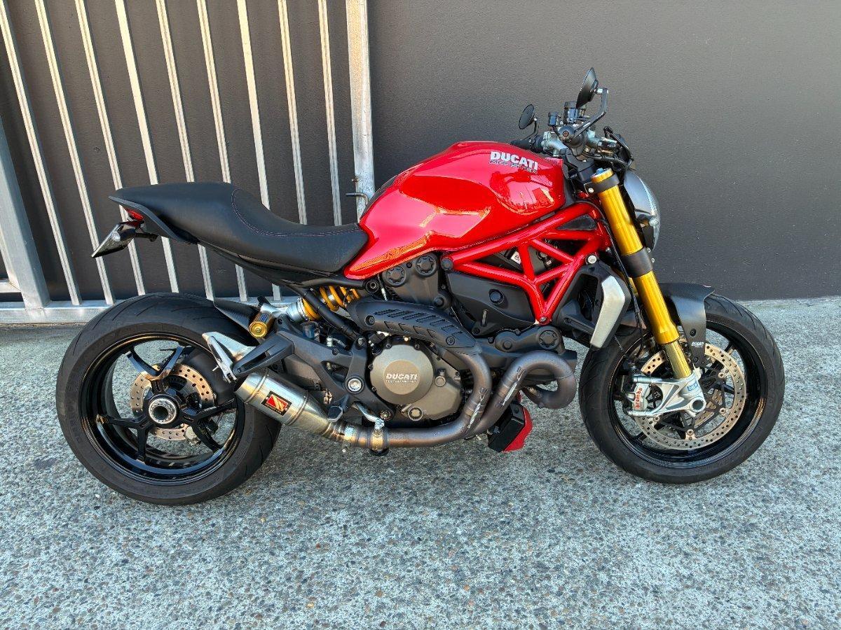 2014 DUCATI MONSTER 1200S ROAD