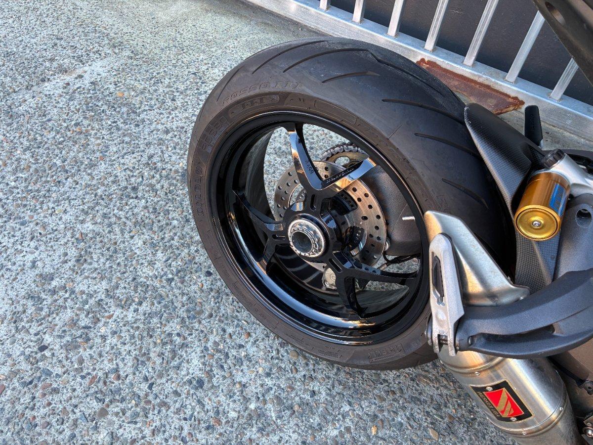 2014 DUCATI MONSTER 1200S ROAD