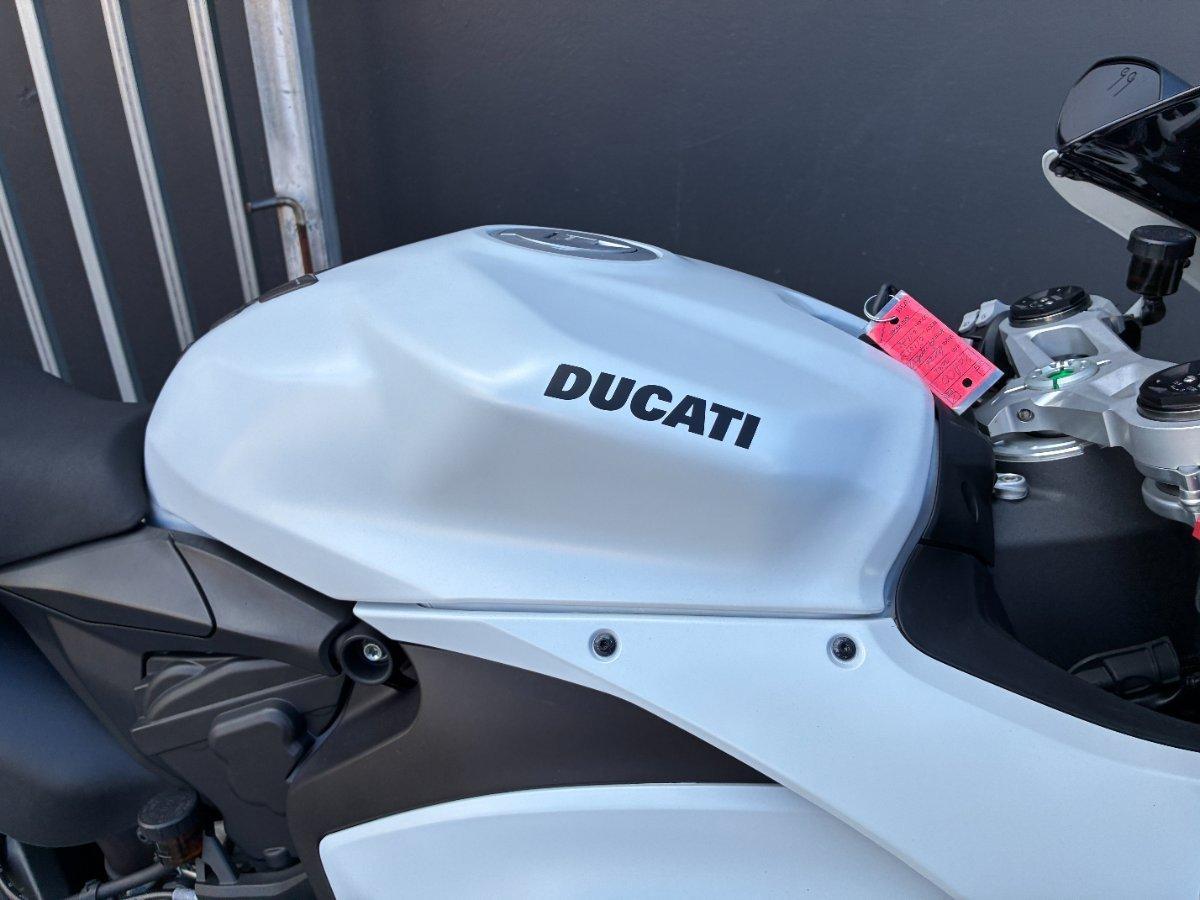 2022 DUCATI PANIGALE V2 SPORTS