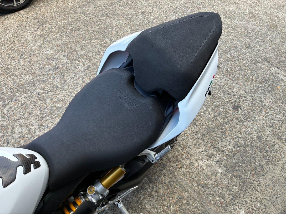 2022 DUCATI PANIGALE V2 SPORTS