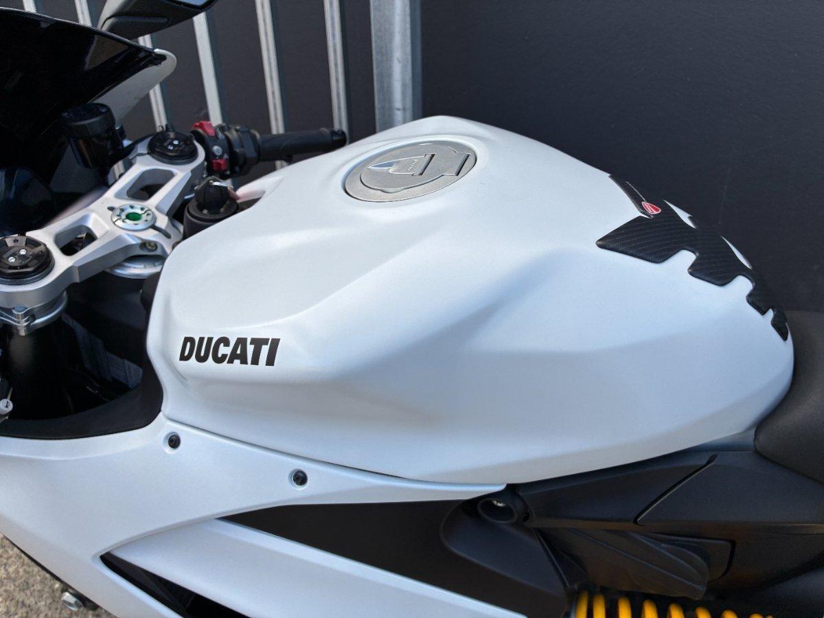 2022 DUCATI PANIGALE V2 SPORTS
