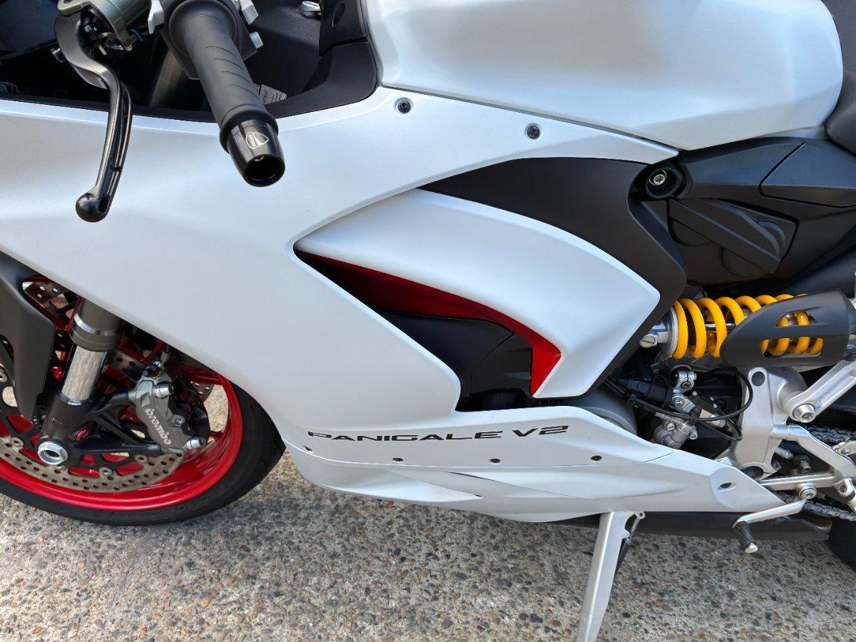 2022 DUCATI PANIGALE V2 SPORTS