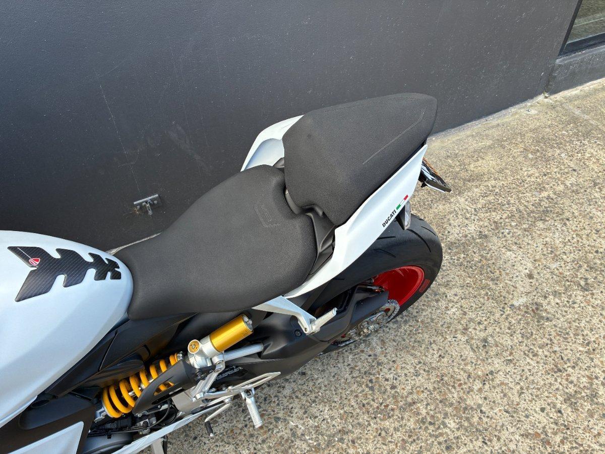 2022 DUCATI PANIGALE V2 SPORTS