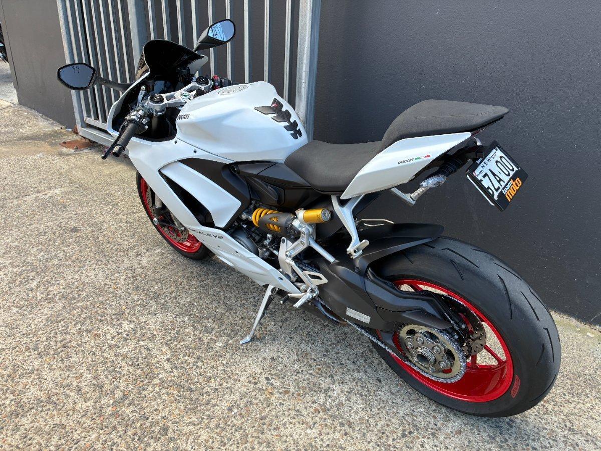 2022 DUCATI PANIGALE V2 SPORTS