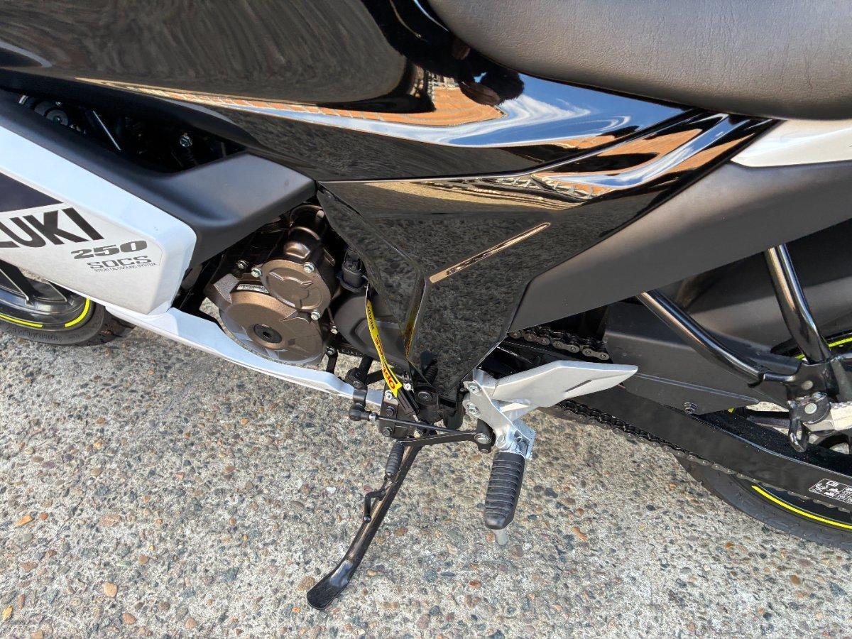 2026 SUZUKI GIXXER SF 250 ROAD