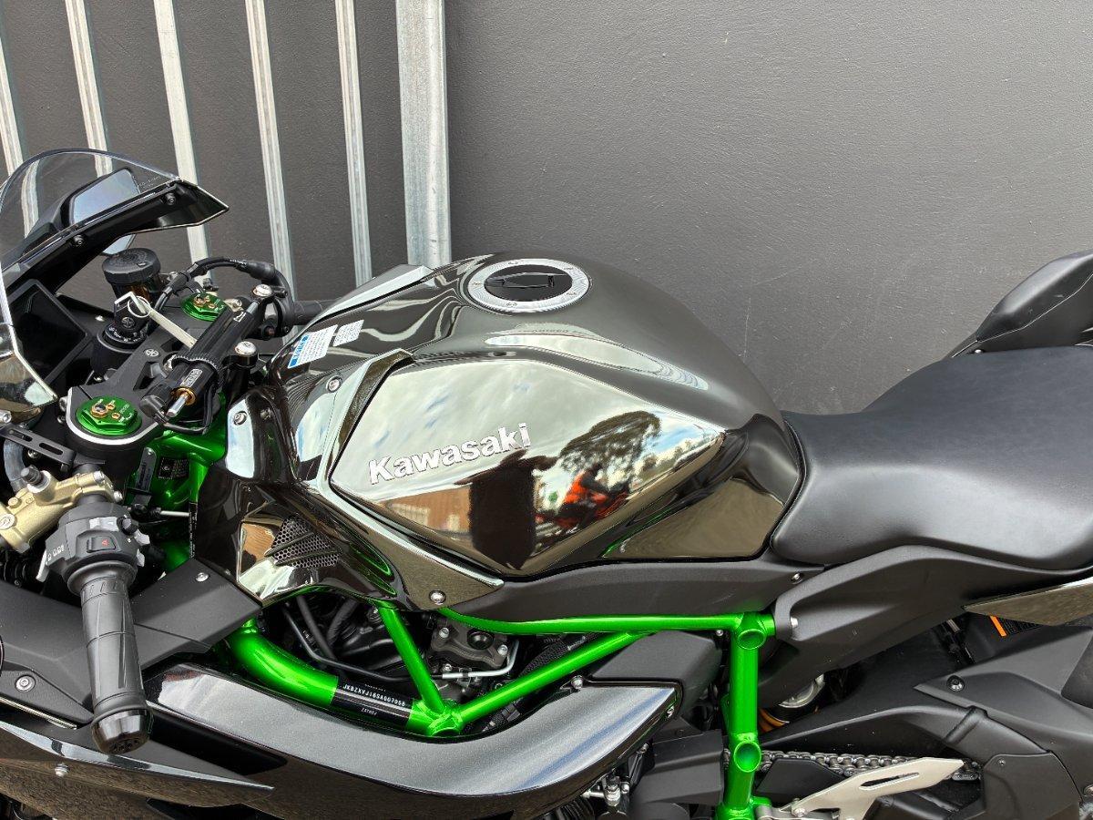 2025 KAWASAKI NINJA H2 SPORTS