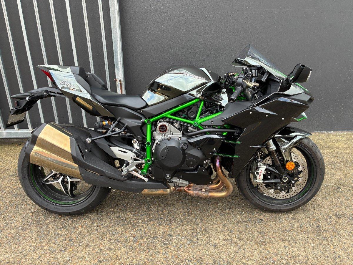 2025 KAWASAKI NINJA H2 SPORTS