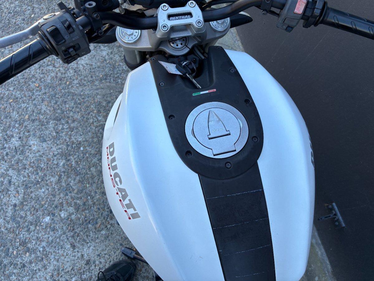 2013 DUCATI MONSTER 696 ROAD