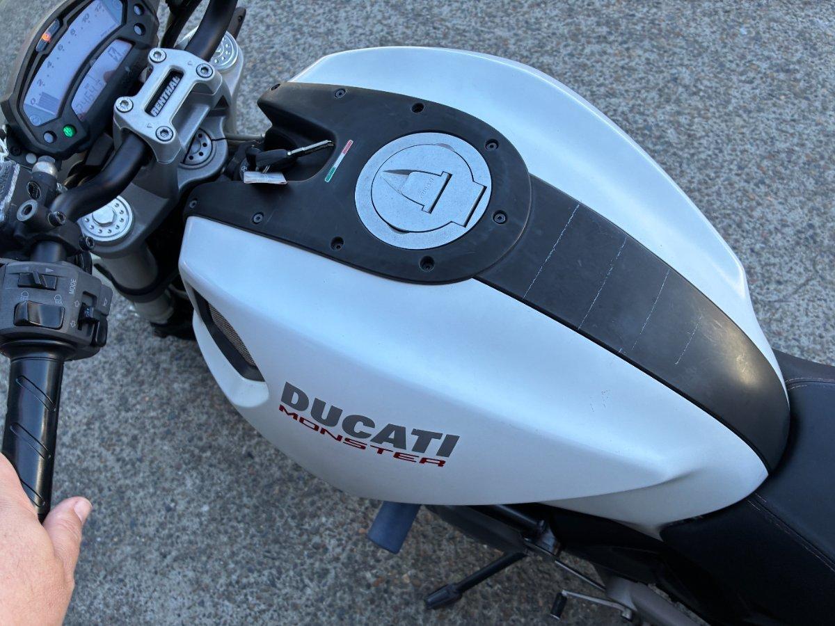 2013 DUCATI MONSTER 696 ROAD