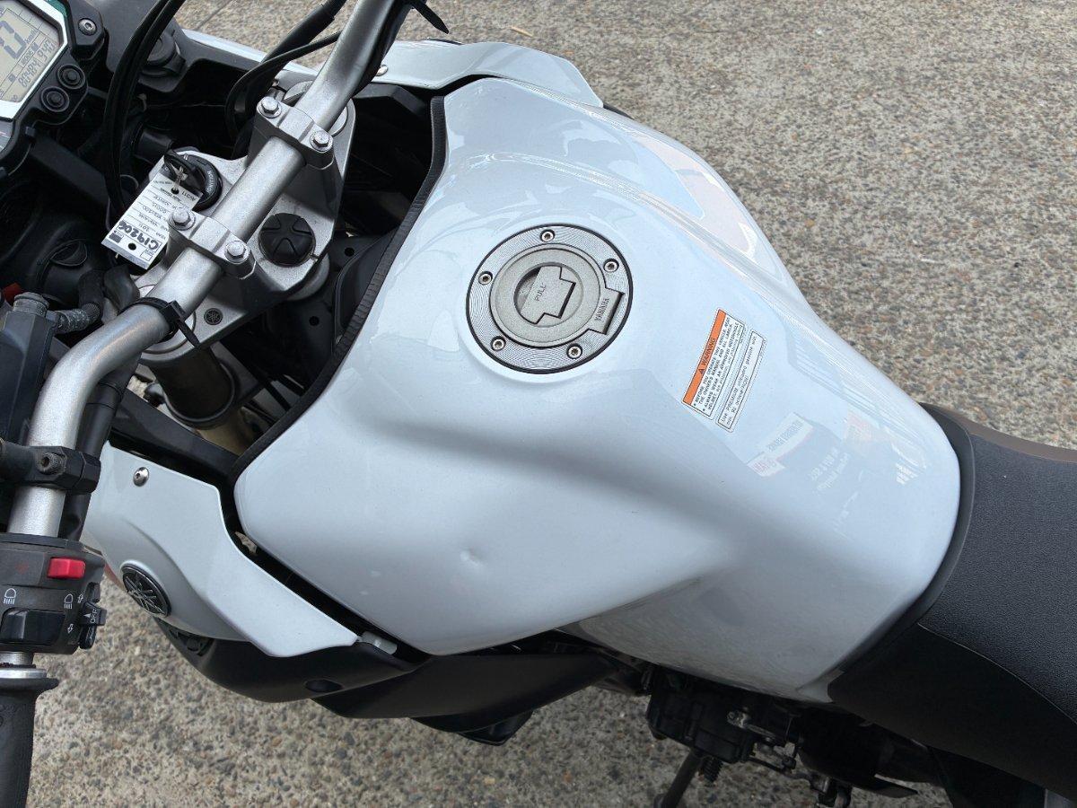 2011 YAMAHA XTZ1200 SUPER TENERE DUAL SPORTS
