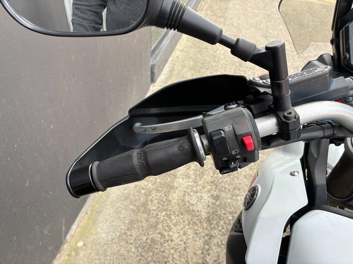 2011 YAMAHA XTZ1200 SUPER TENERE DUAL SPORTS