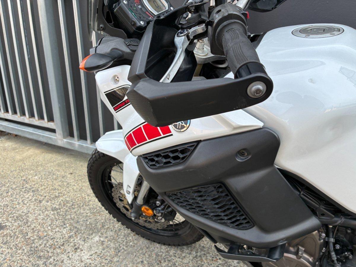 2011 YAMAHA XTZ1200 SUPER TENERE DUAL SPORTS