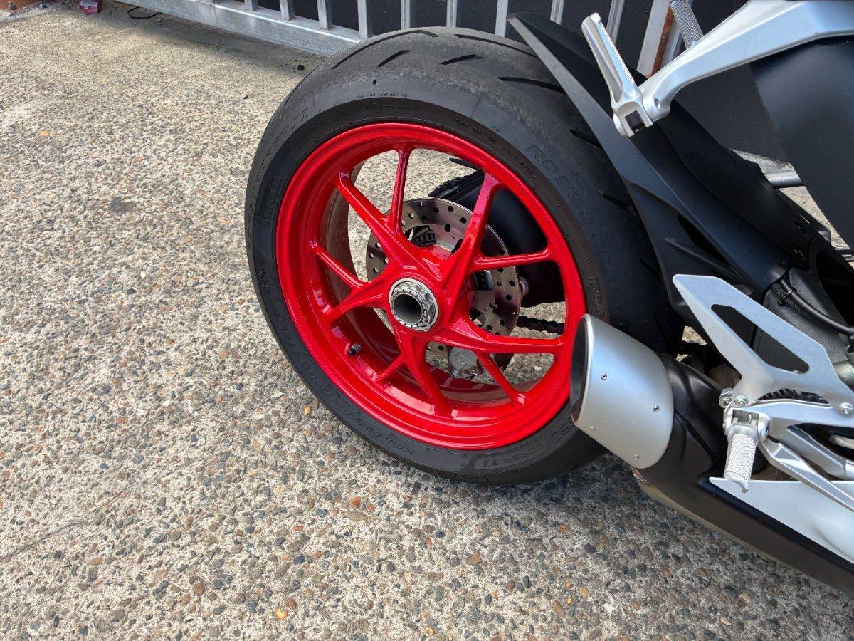 2022 DUCATI PANIGALE V2 SPORTS
