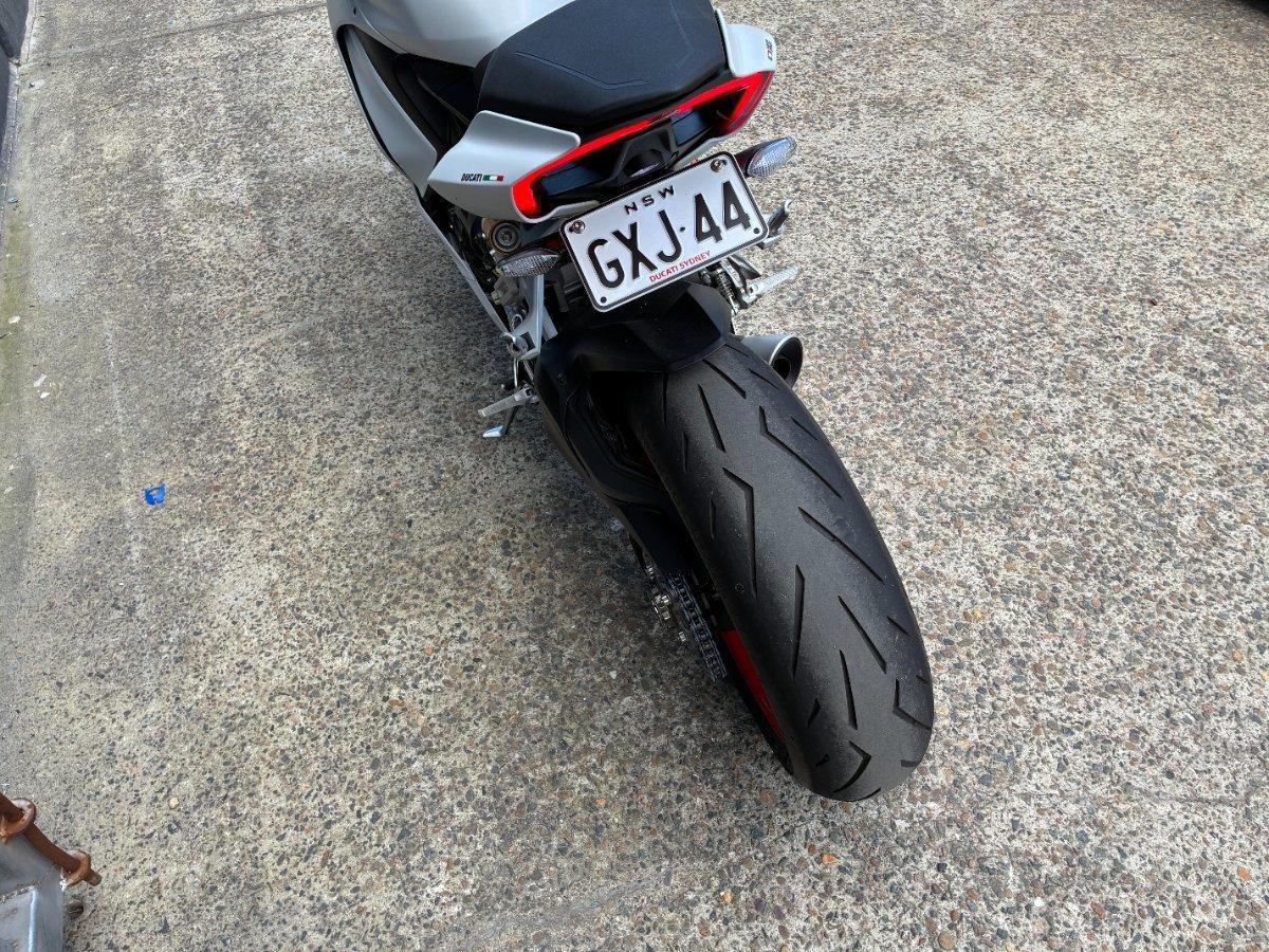 2022 DUCATI PANIGALE V2 SPORTS