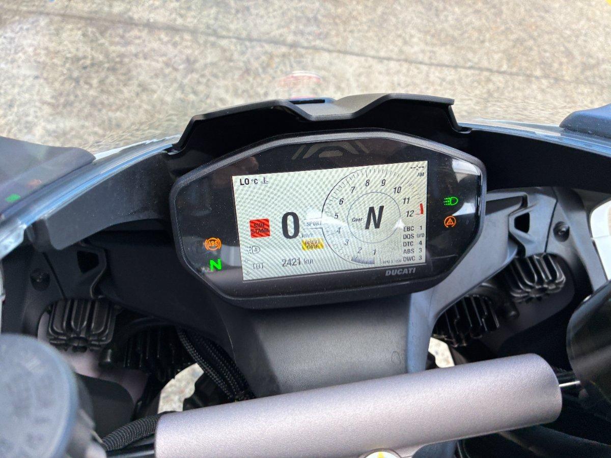 2022 DUCATI PANIGALE V2 SPORTS