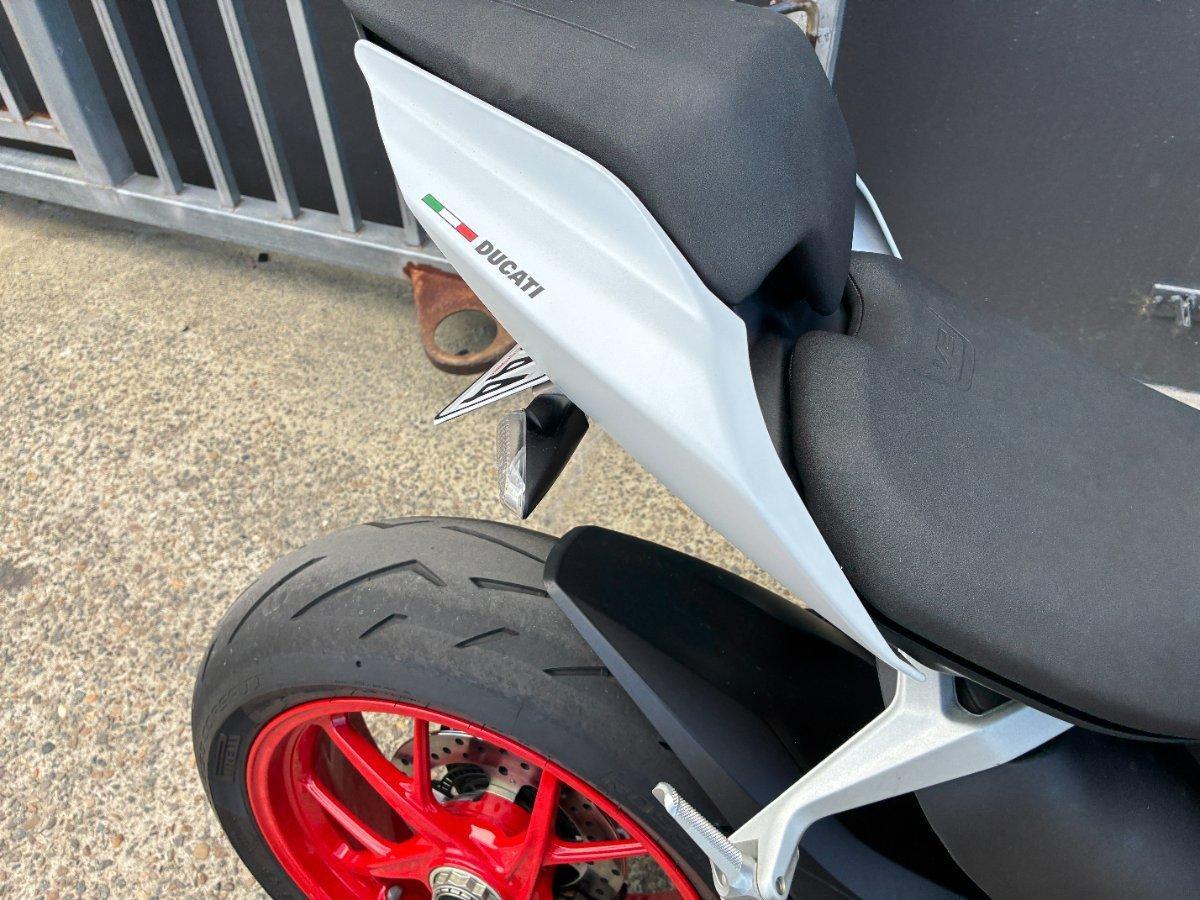 2022 DUCATI PANIGALE V2 SPORTS