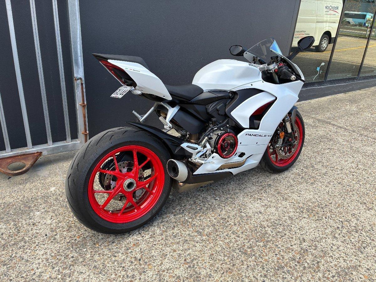2022 DUCATI PANIGALE V2 SPORTS
