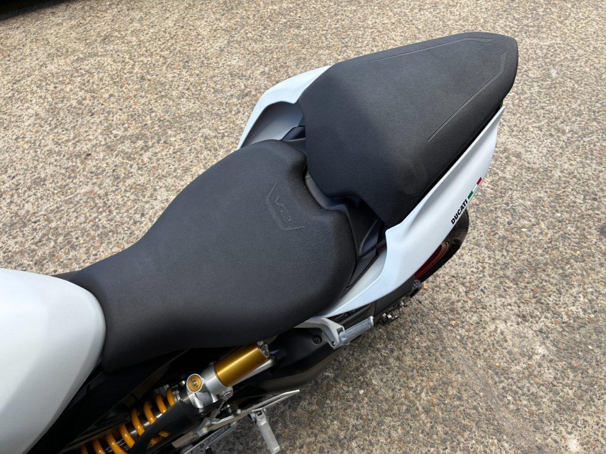 2022 DUCATI PANIGALE V2 SPORTS