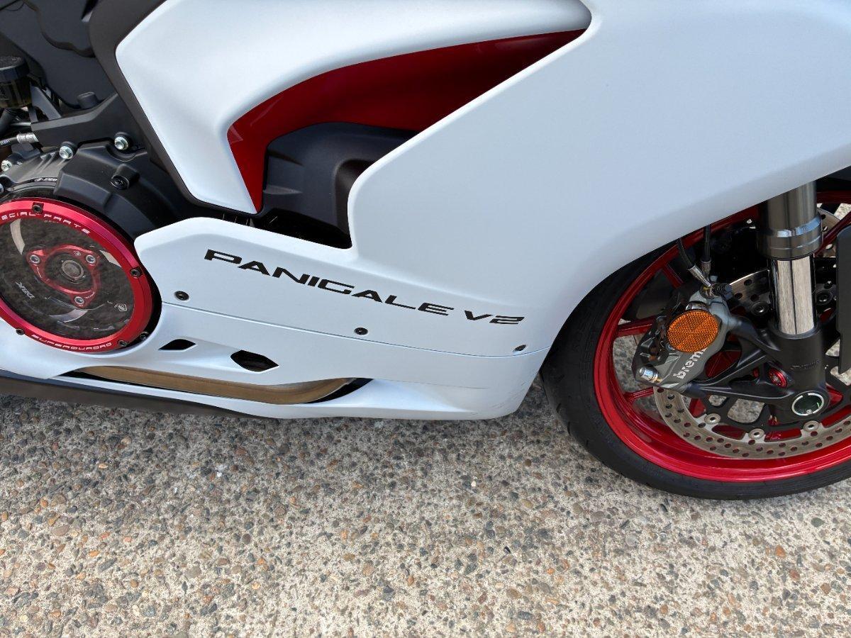 2022 DUCATI PANIGALE V2 SPORTS