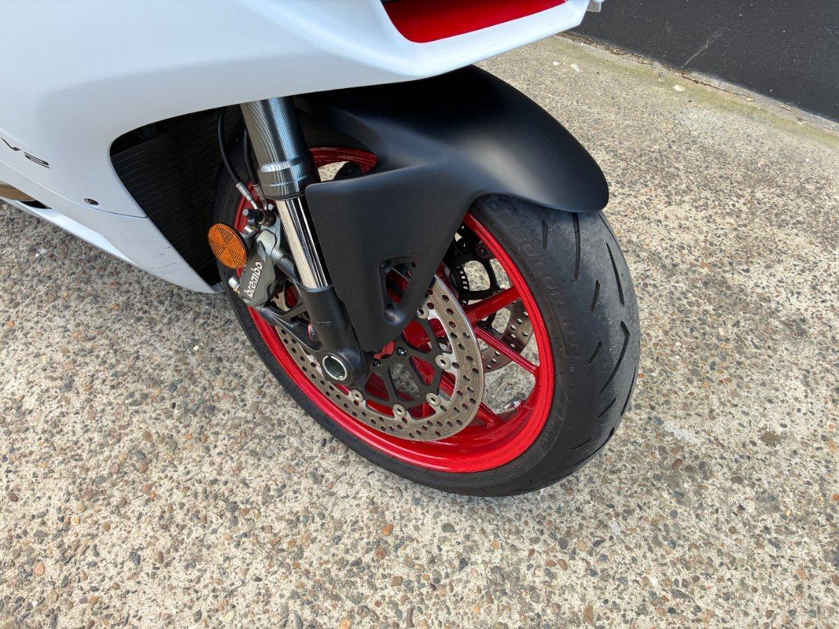 2022 DUCATI PANIGALE V2 SPORTS