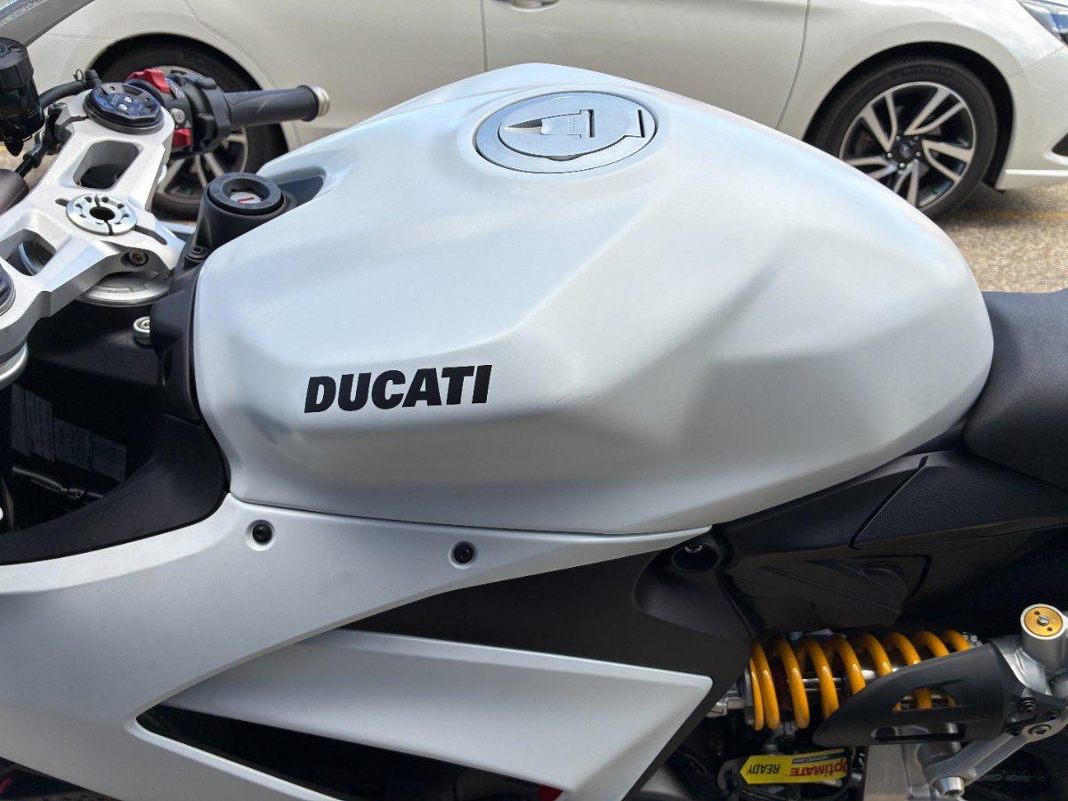 2022 DUCATI PANIGALE V2 SPORTS