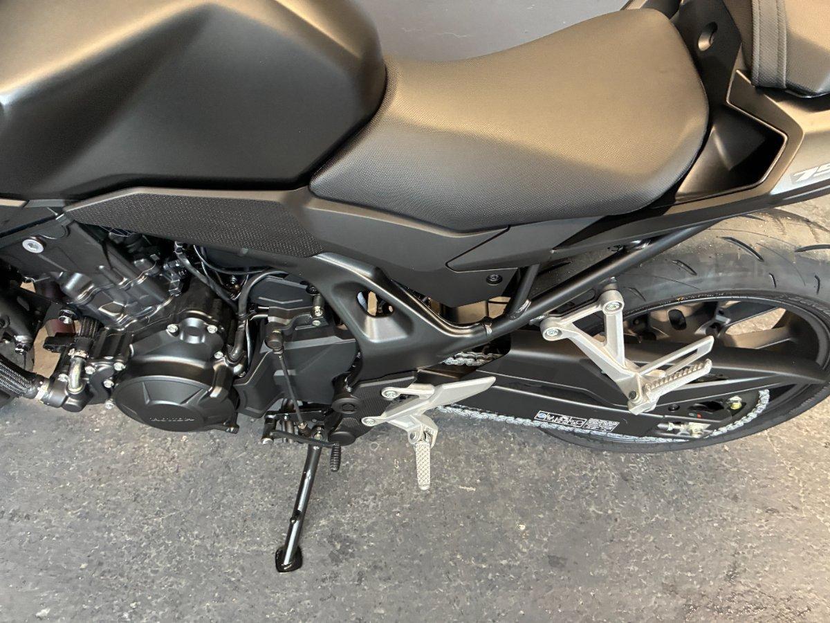2025 HONDA CB750 (HORNET) SPORTS
