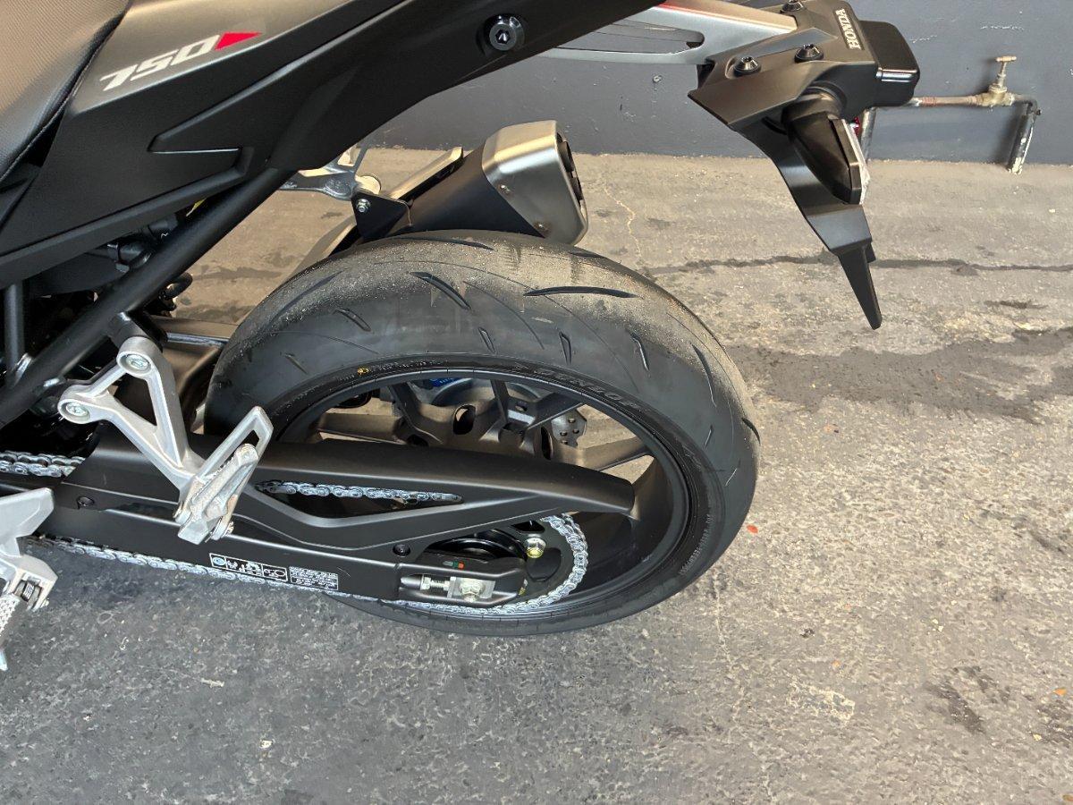 2025 HONDA CB750 (HORNET) SPORTS
