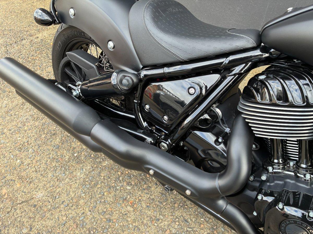2023 INDIAN CHIEF BOBBER DARK HORSE TOURER
