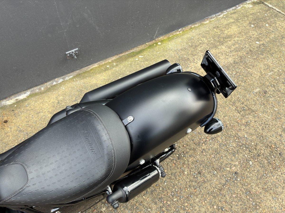 2023 INDIAN CHIEF BOBBER DARK HORSE TOURER