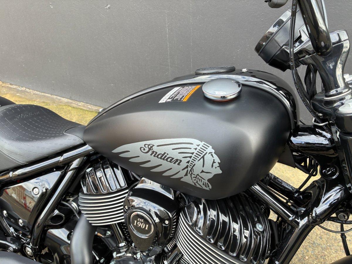 2023 INDIAN CHIEF BOBBER DARK HORSE TOURER