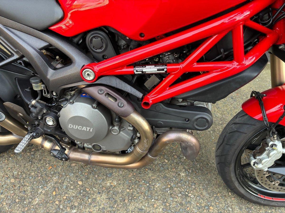2013 DUCATI MONSTER 1100 EVO (ABS) ROAD