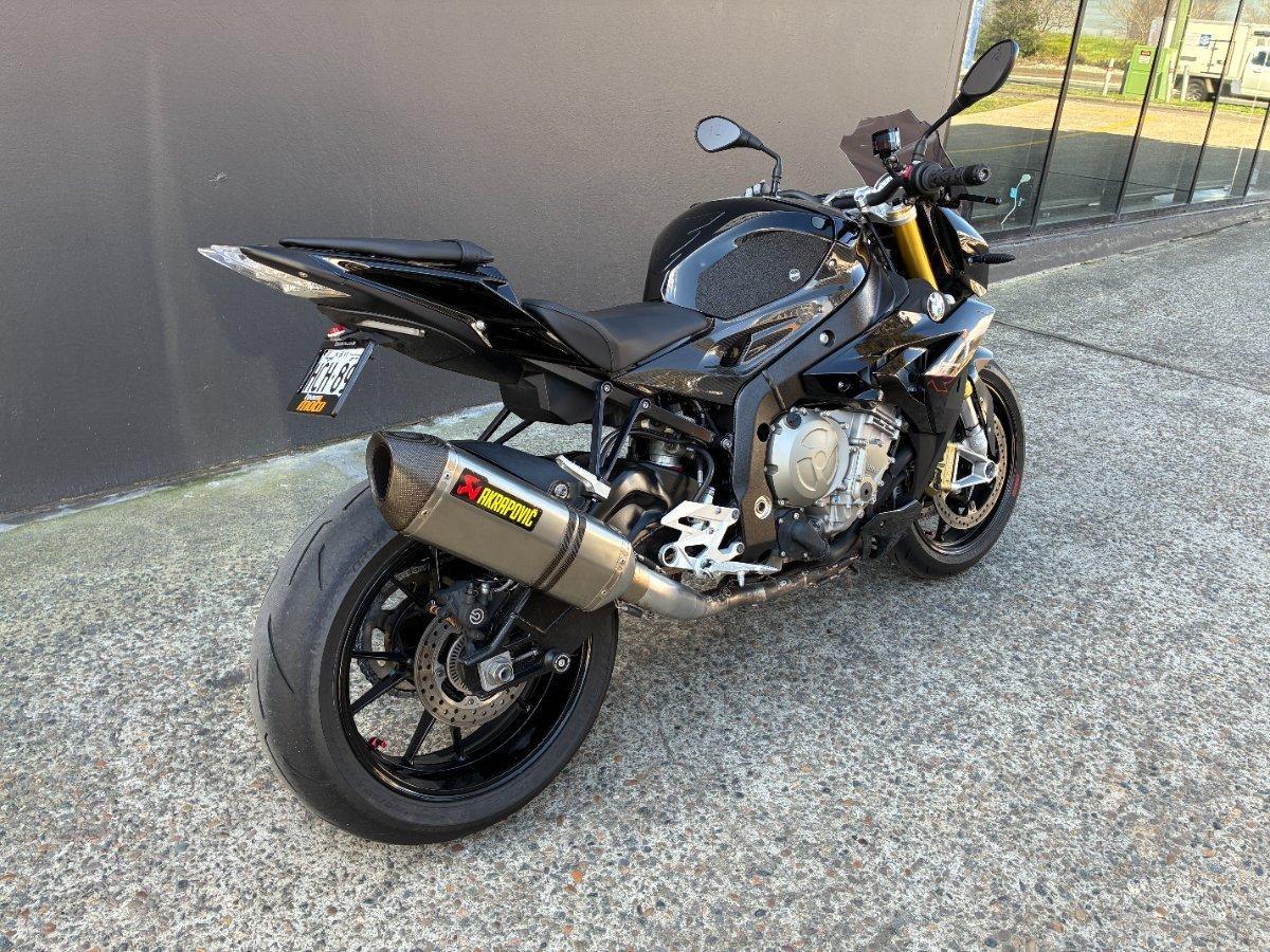 2015 BMW S 1000 R SPORTS