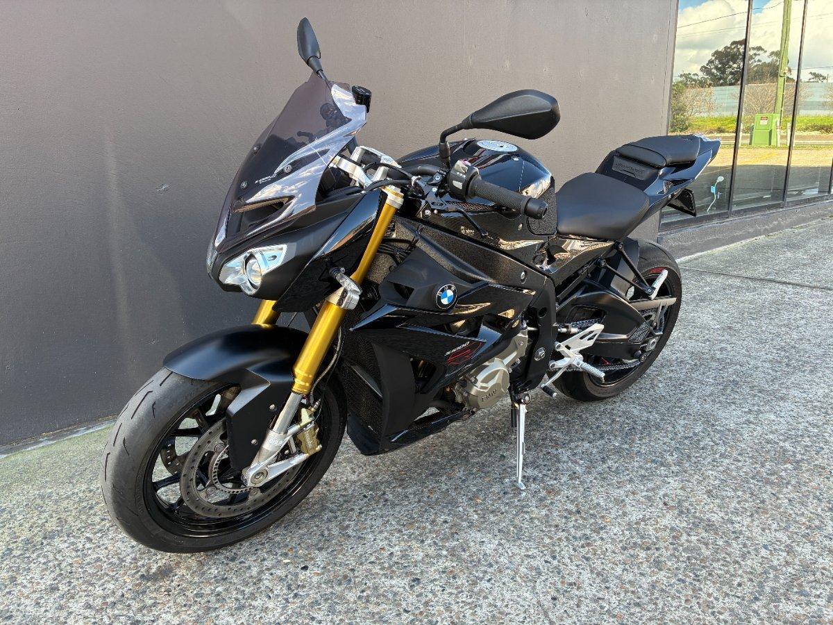 2015 BMW S 1000 R SPORTS
