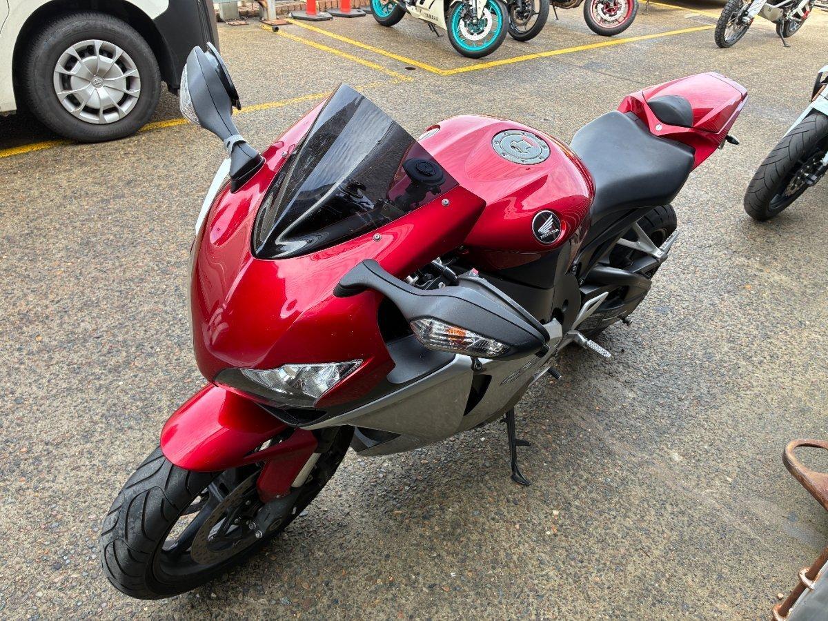 2009 HONDA CBR1000RR (FIREBLADE) SPORTS