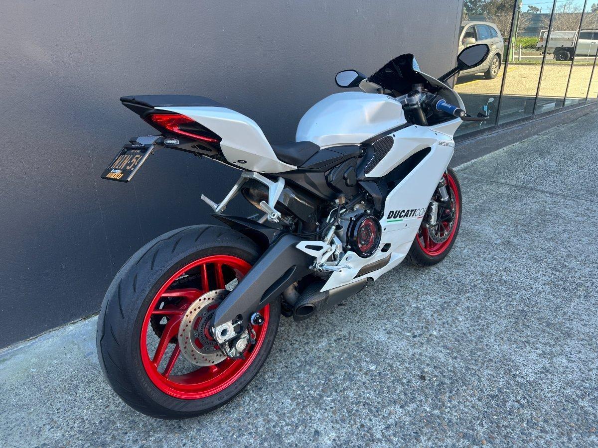 2016 DUCATI 959 PANIGALE (WHITE) SPORTS