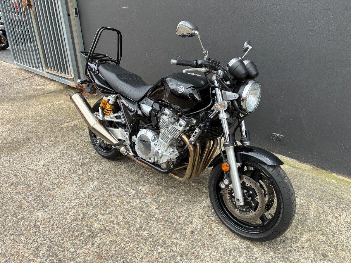 2010 YAMAHA XJR1300 ROAD