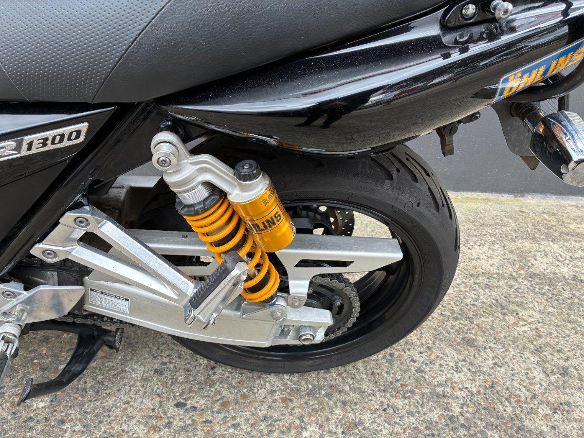 2010 YAMAHA XJR1300 ROAD