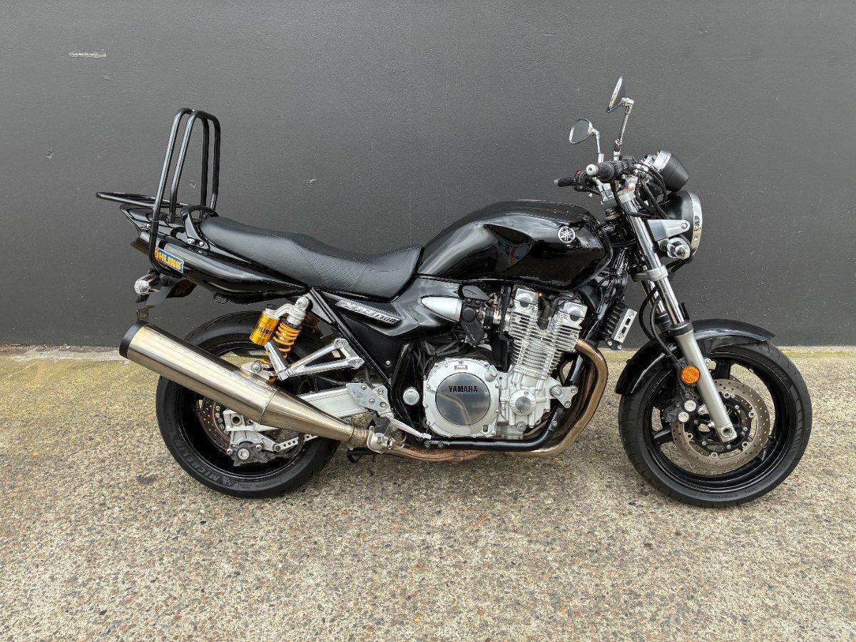 2010 YAMAHA XJR1300 ROAD