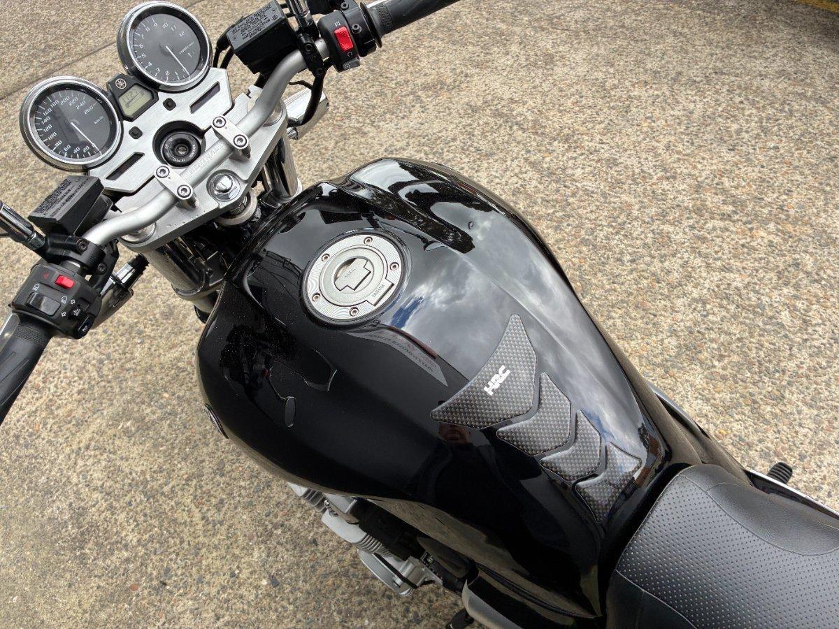 2010 YAMAHA XJR1300 ROAD