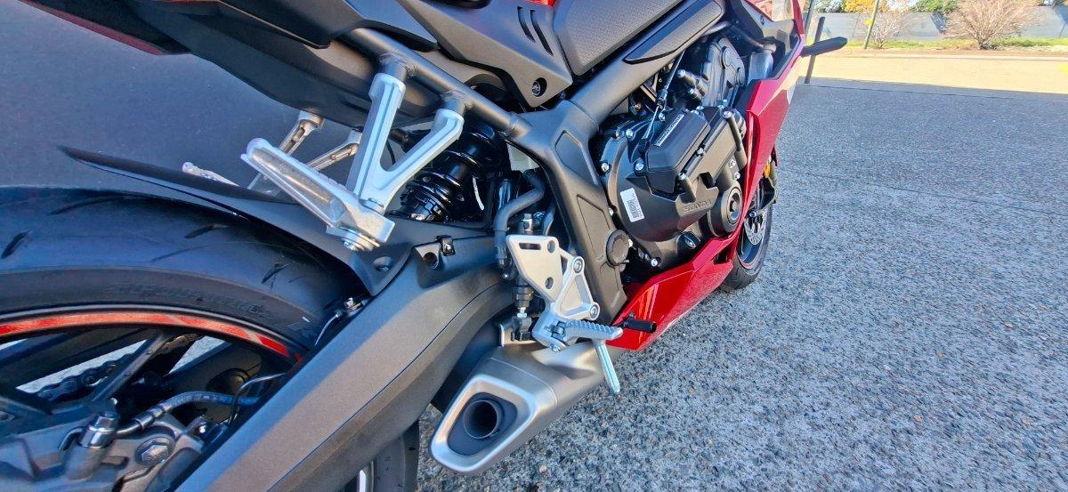 2026 HONDA CBR650R E-CLUTCH SPORTS