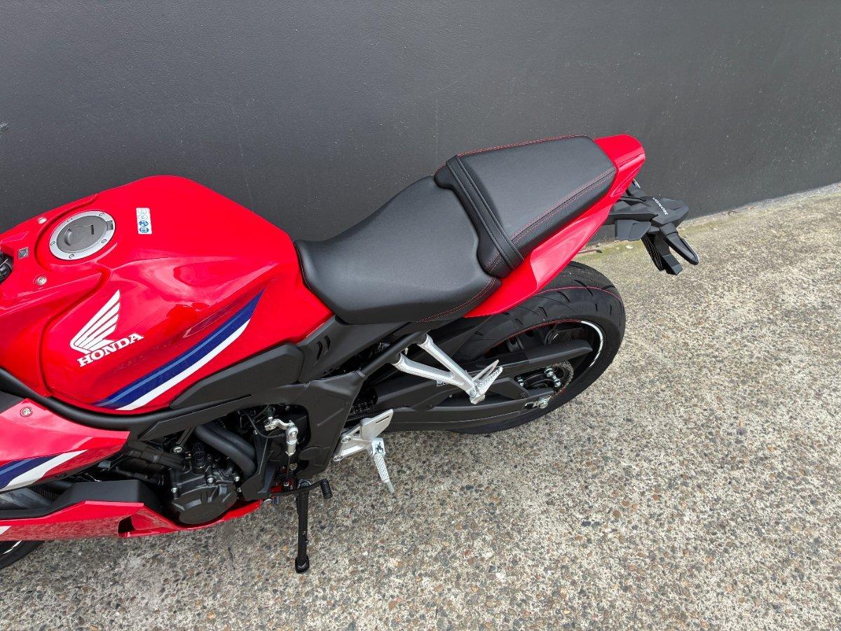2026 HONDA CBR650R E-CLUTCH SPORTS
