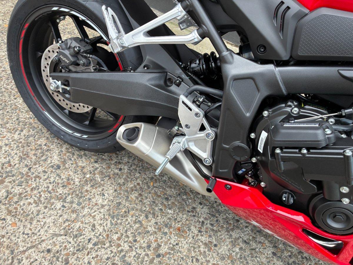 2026 HONDA CBR650R E-CLUTCH SPORTS