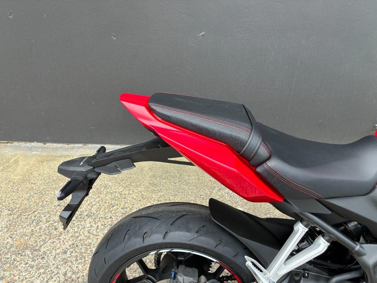 2026 HONDA CBR650R E-CLUTCH SPORTS