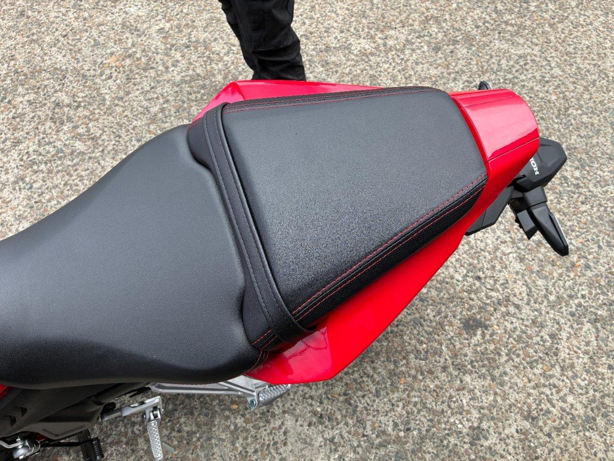 2026 HONDA CBR650R E-CLUTCH SPORTS